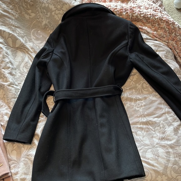 Large black pea coat with belt knee trouser length great condition!wool blend - Picture 3 of 4